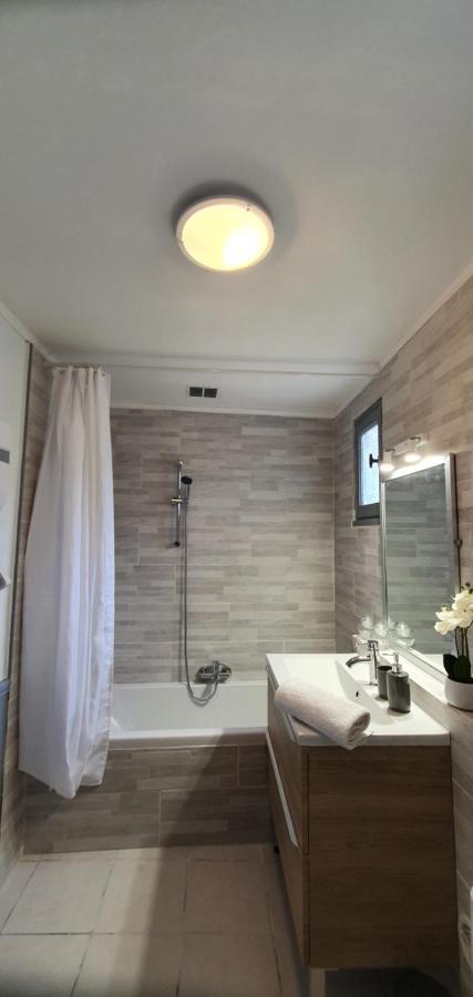 Chez Mamita : Appartement Dans Quartier Calme. Carcassonne Exterior foto